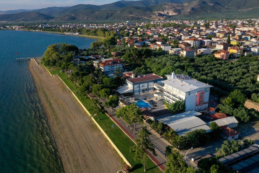 Lake Life Hotel Havadan