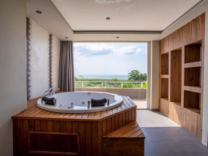 Luxury Suite- Jakuzili Oda 6